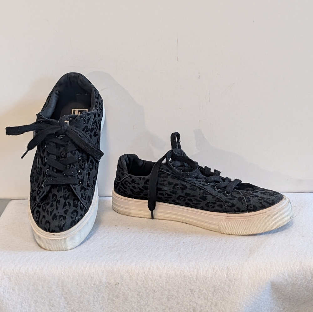 London Underground Madeley Black Velvet Leopard Print Sneakers Womens 10 Skate